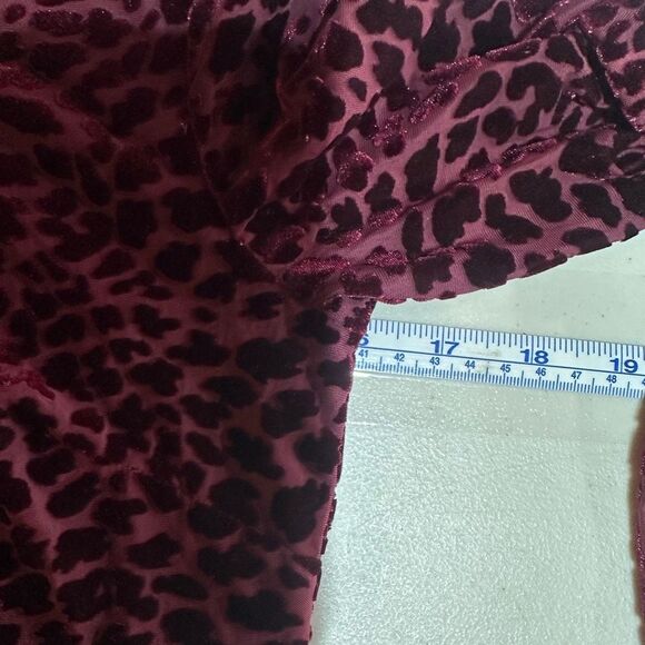 Talbots Velvet Burnout Bell Sleeve Top Women S Petite Burgundy Leopard Print - Picture 8 of 9
